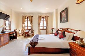 Hung Phong Hotel