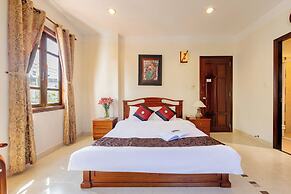 Hung Phong Hotel