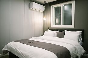 Gray Hotel