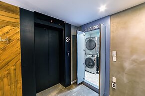 Gray Hotel