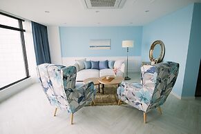 Gray Hotel