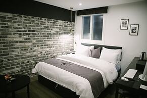 Gray Hotel