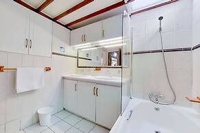 Executive Couples Suite Strand