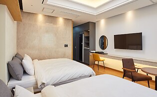Noble Stay Hotel