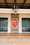Royale House Hotel Davao powered by Cocotel