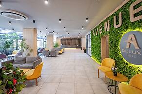Avenue Deluxe