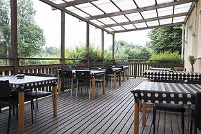 Partille Vandrarhem Bed & Breakfast - Hostel