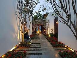 Mira Residence and Resort