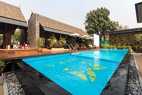 Mira Residence and Resort