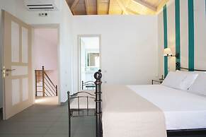 Villa Niriides