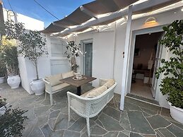 Kohylia Beach Guest House
