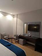 Holiday Villa Hail Hotel