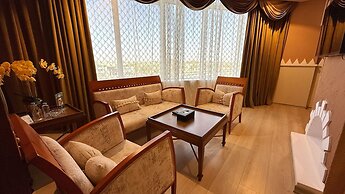 Holiday Villa Hail Hotel