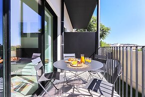 Avenida Premium by Homing