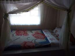 Maureen's Hotel