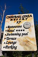 Chateau Linza Resort