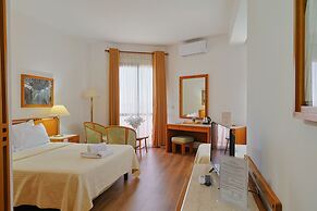 Chateau Linza Resort