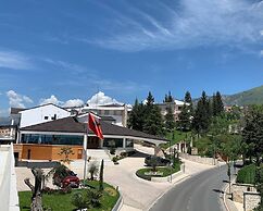 Chateau Linza Resort