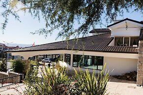 Chateau Linza Resort