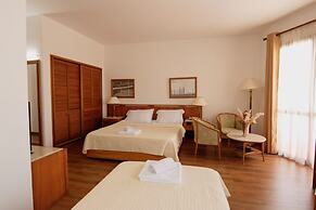 Chateau Linza Resort