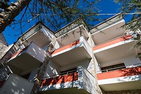 Chateau Linza Resort