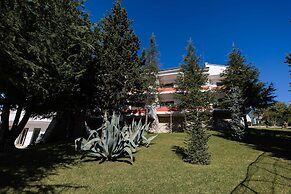 Chateau Linza Resort