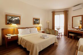 Chateau Linza Resort