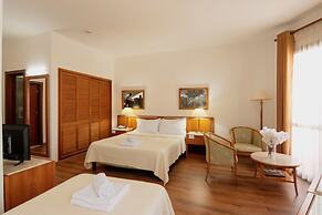 Chateau Linza Resort