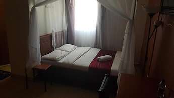 Lila Hotel