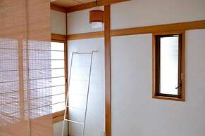 Imi Ola House