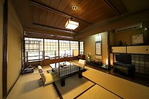 Yadoya Kikokuso
