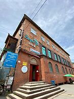 Biruza Hotel