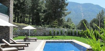 Villa JOY1 by JoyLettings