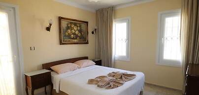 Villa FT04 by JoyLettings