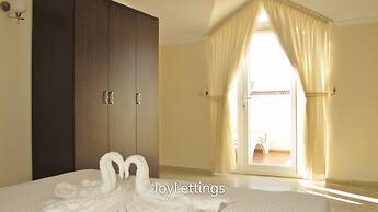Villa PS01 by JoyLettings