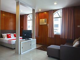 OYO 89577 Kristal Hotel