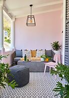 Pineapple House Boutique Hotel
