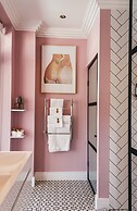 Pineapple House Boutique Hotel