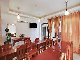 OYO 459 Offshore Hotel