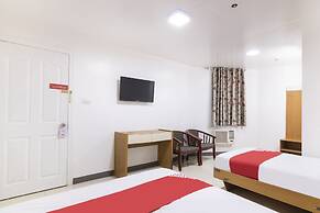 OYO 416 Lucky Hotel