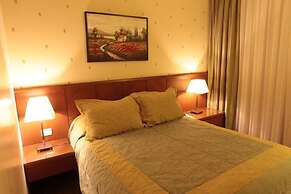 Kings Suite Hotel