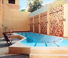 Kings Suite Hotel