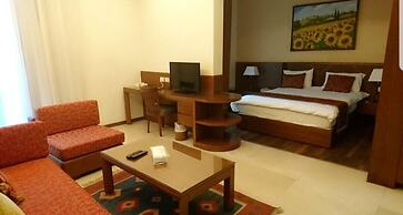 Kings Suite Hotel