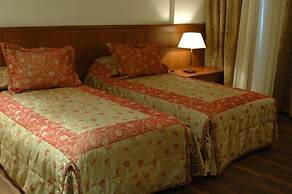 Kings Suite Hotel