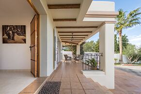 Villa Can Petrus