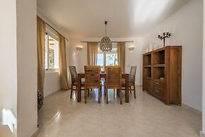 Villa Can Petrus