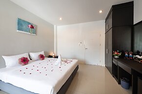 May House Karon Beach