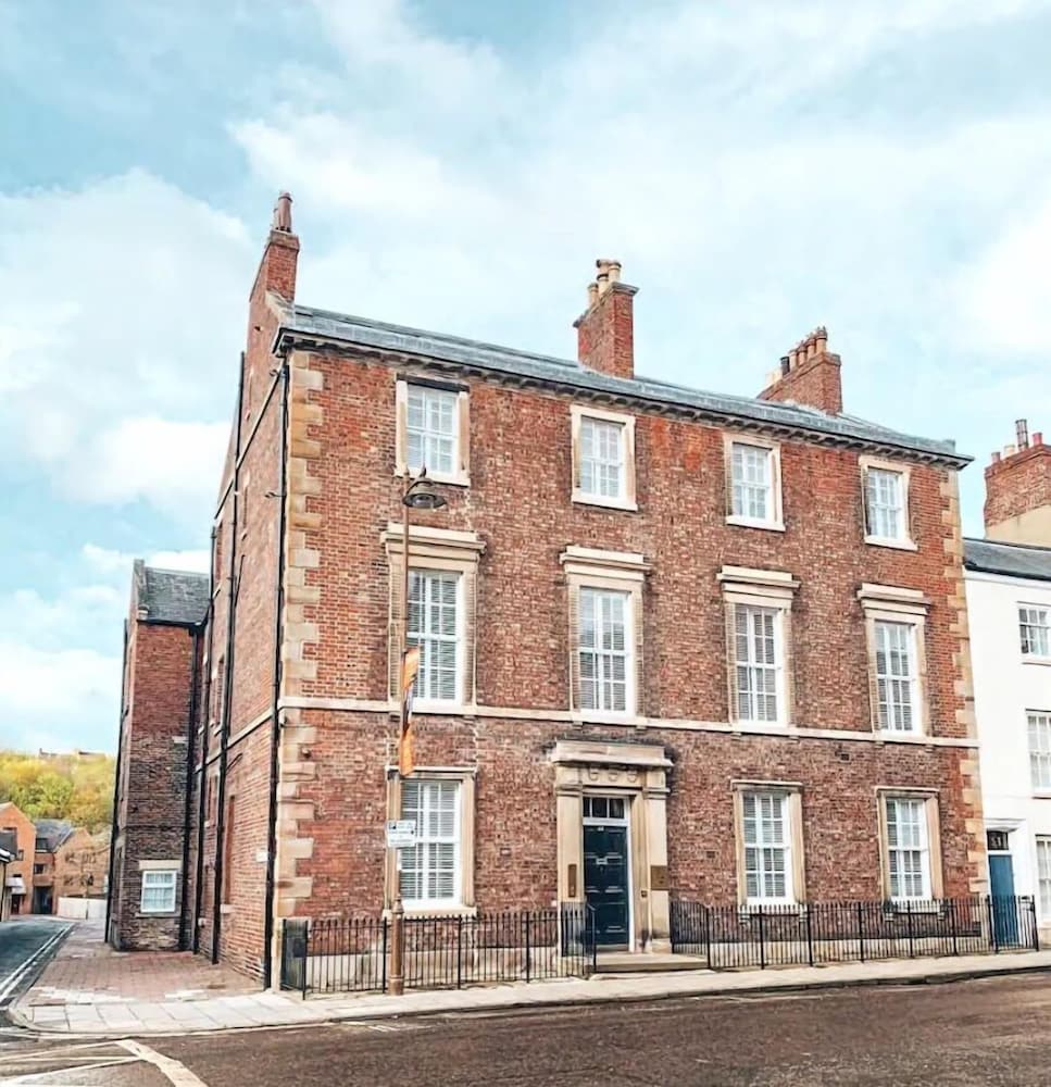 The Wolsey at 52 Old Elvet