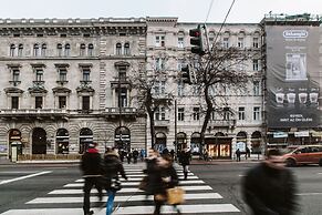 Andrassy 1 Apartment