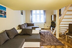 Balassi 27 Apartment